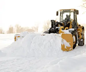 Snow removal in Winnipeg (5)